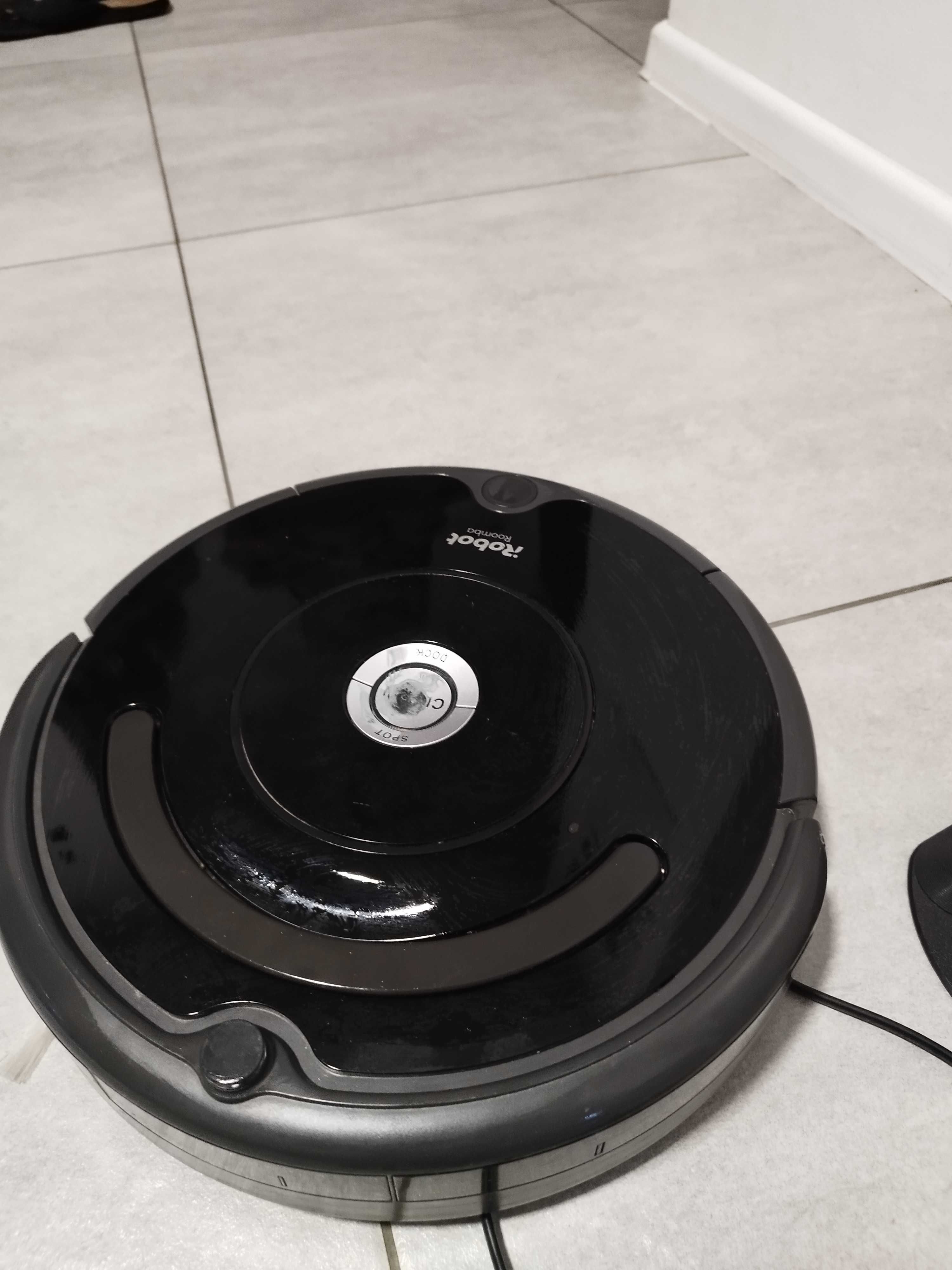 iRobot Roomba 671