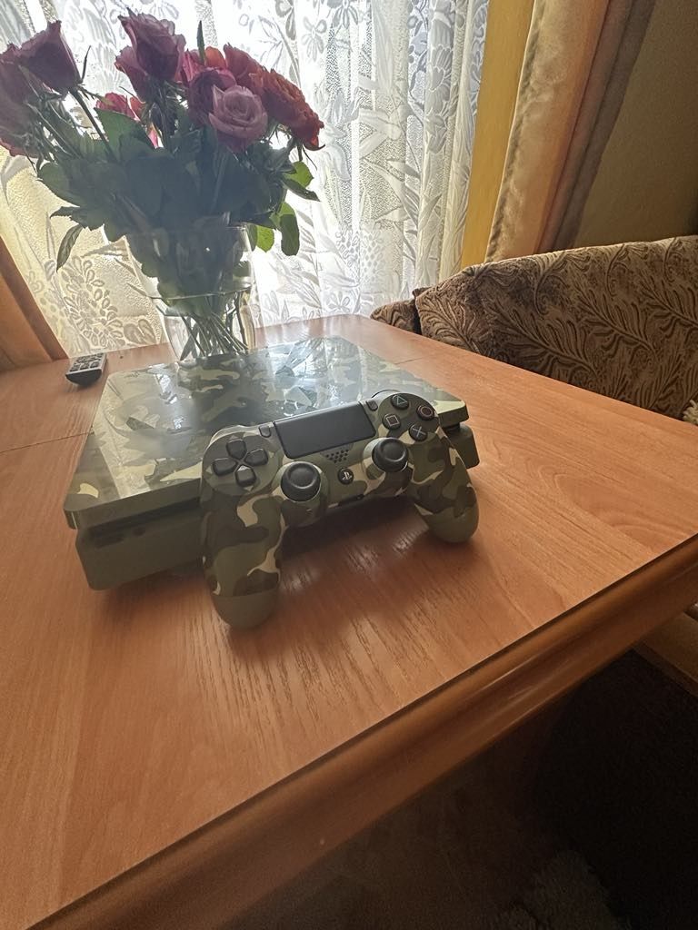 Sprzedam konsole ps 4
