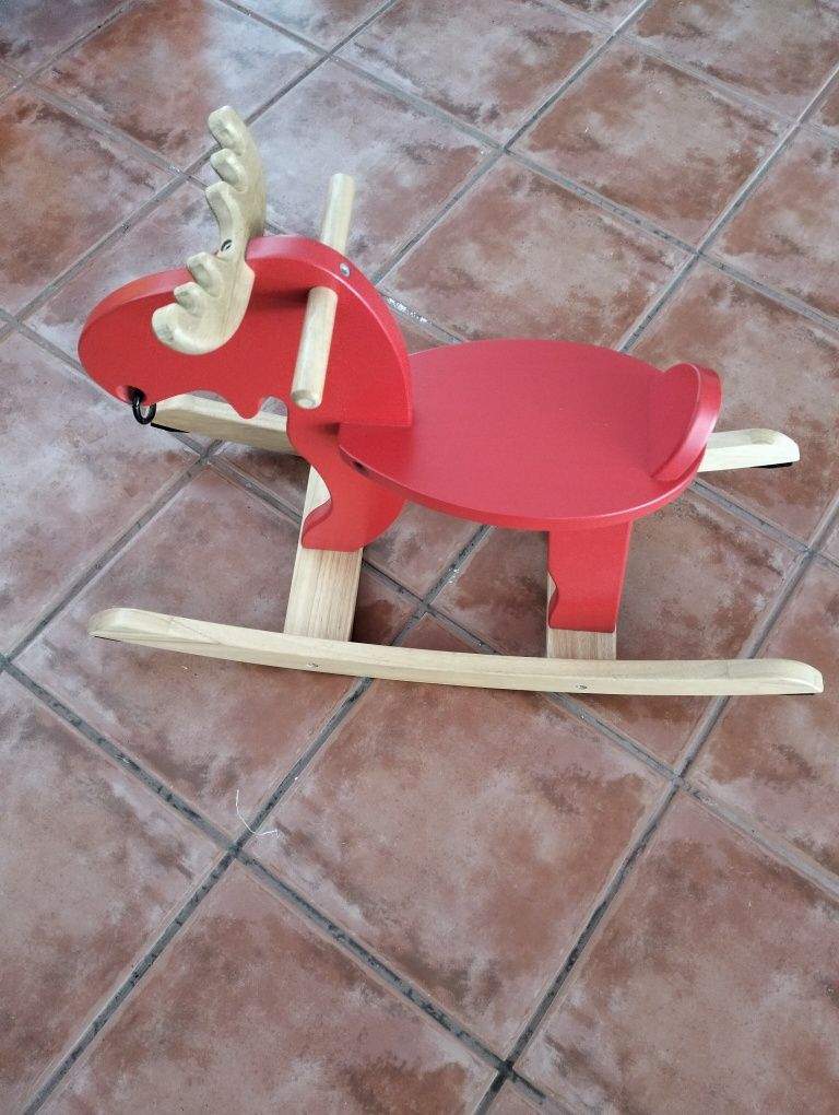 Alce Ikea quarto infantil