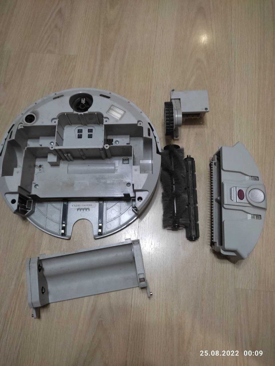Xrobot XR210 робот-пылесос Irobot,запчасти