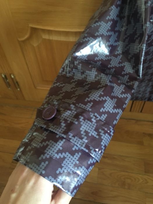 Casaco plástico roxo Springfield tamanho 38 NUNCA USADO