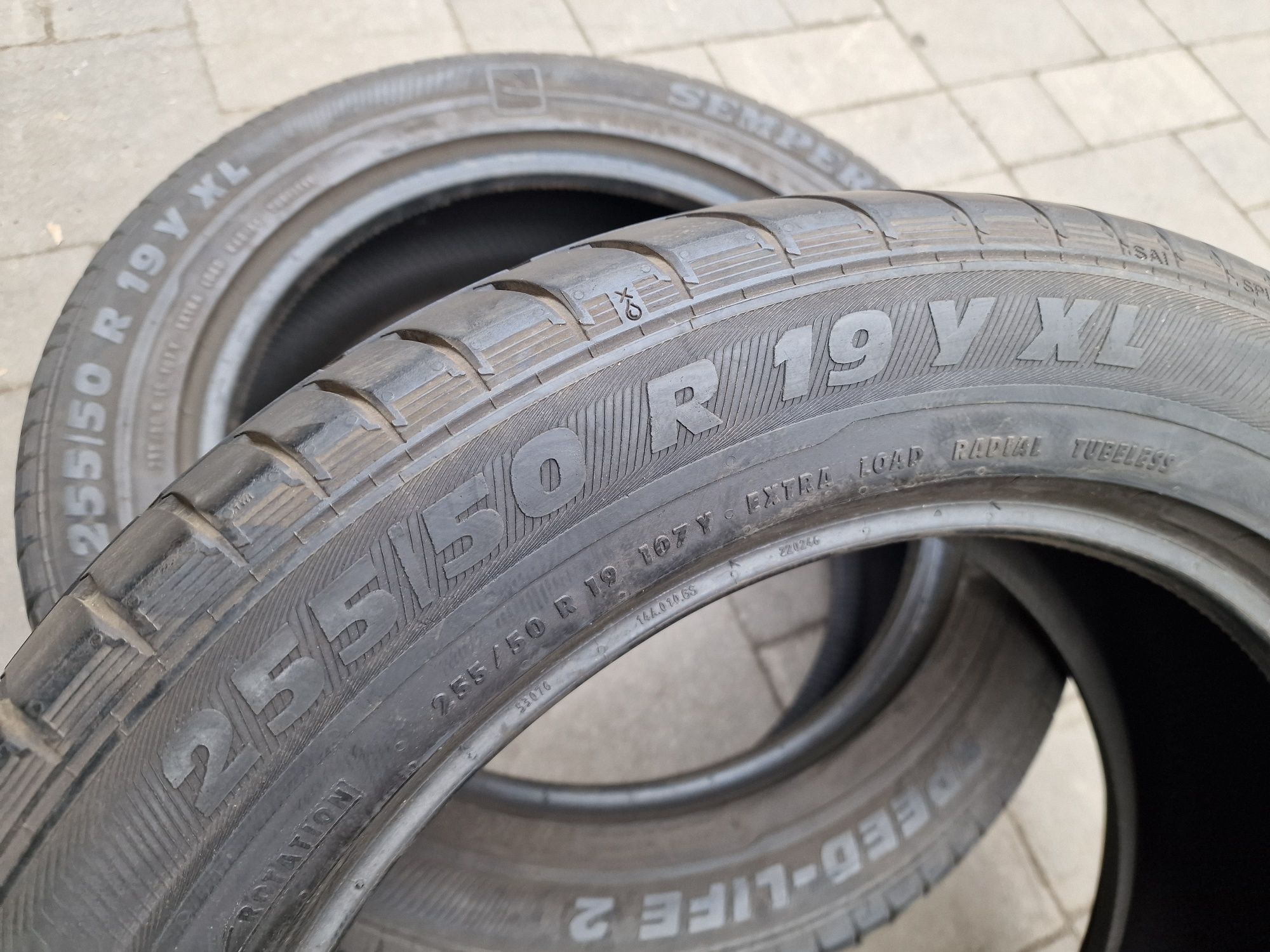 Пара летних шин 255/50 R19 Semperit