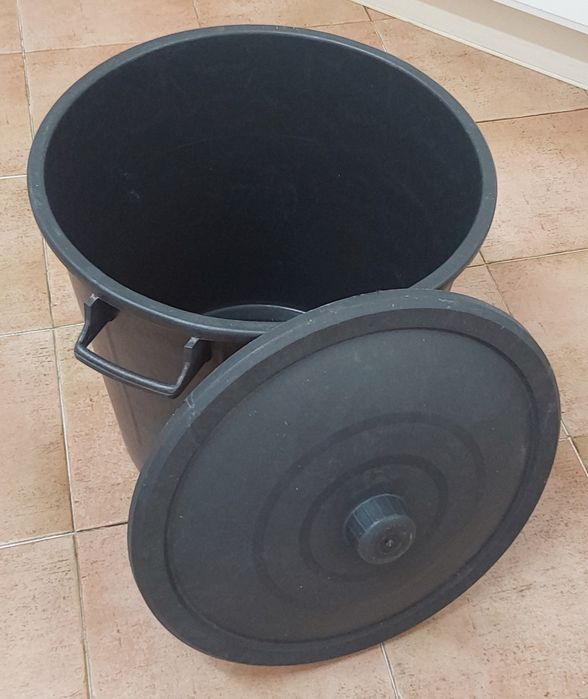 BALDE DE 60Lt EM PVC , MULTIUSOS.Casa,Quarto,Construção,Arrumação.