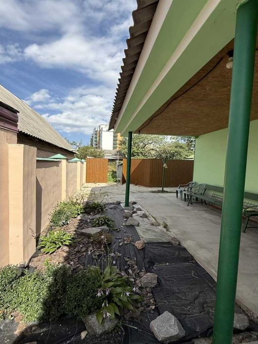 Частина будинку 63 м2, окремий двір- 6 соток, м-н Мотель