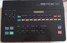 Automat perkusyjny Yamaha RX15