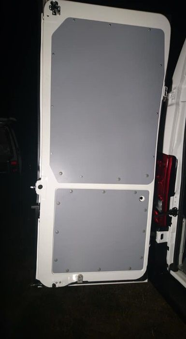 Zabudowa paki Peugeot Boxer L2H2