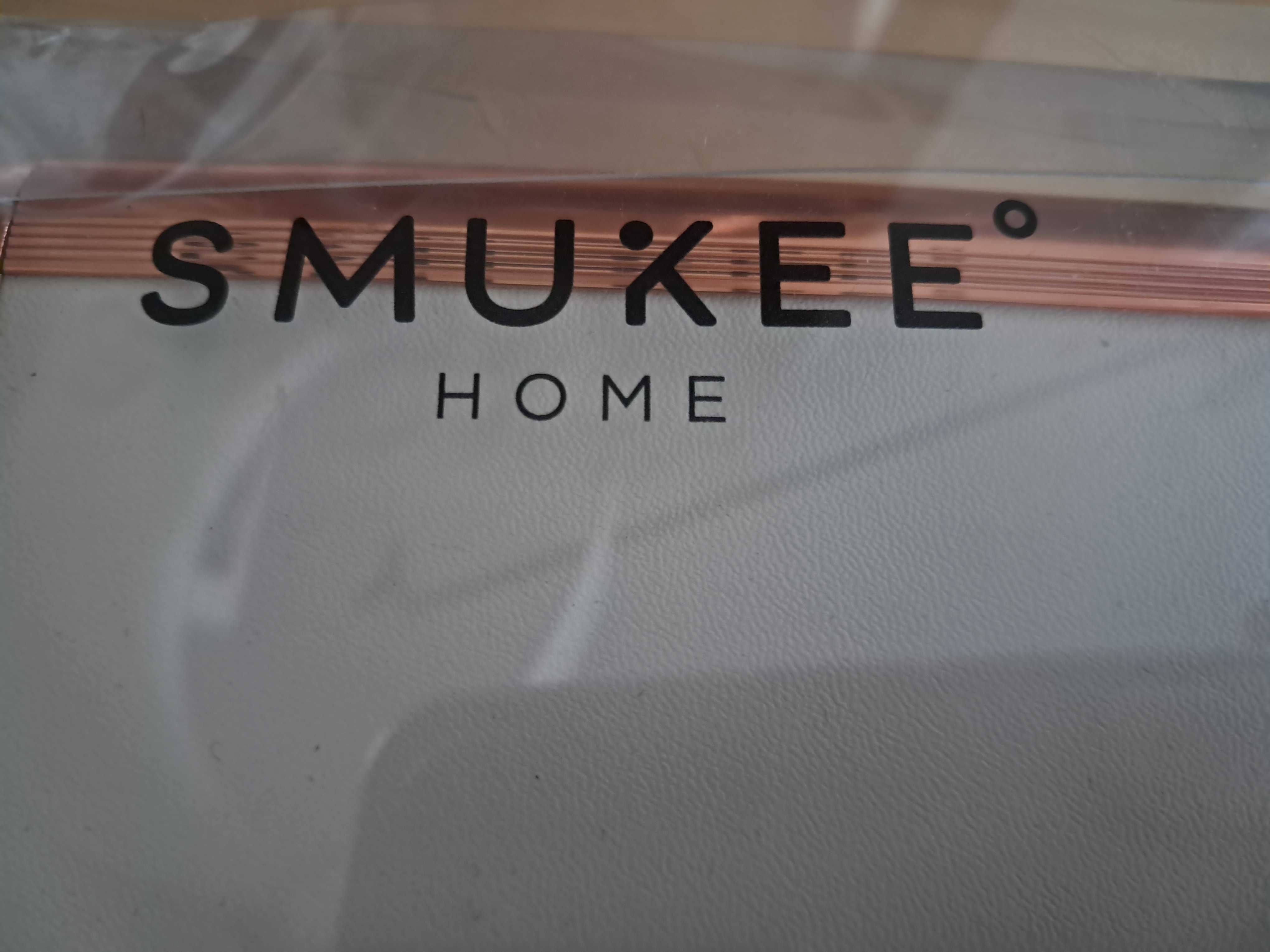 Kuferek SMUKEE na biżuterię lub drobiazgi
