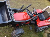 Duży traktor na pedały z turem Rolly Toys