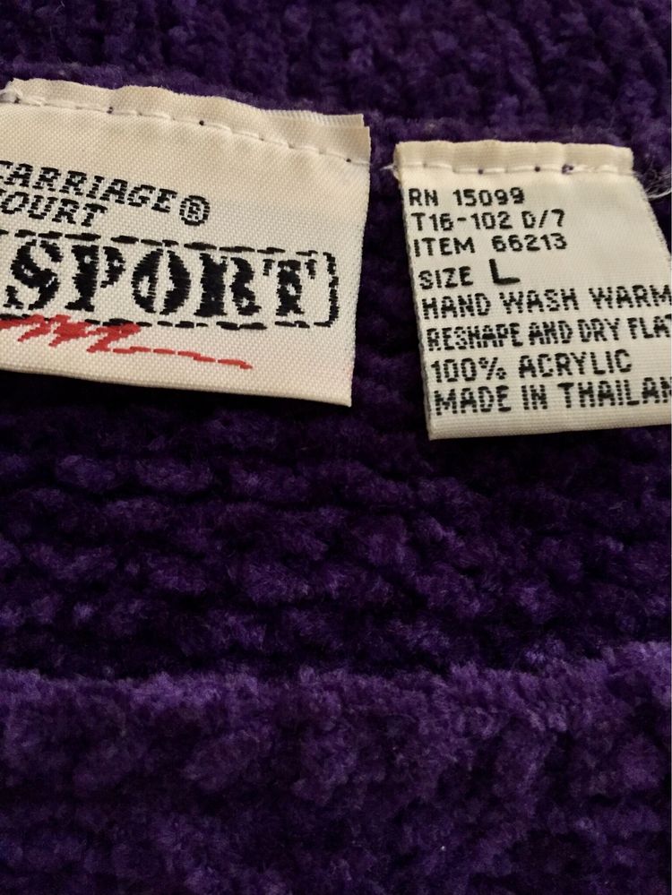 Женский свитер кофта американской фирмы Carriage Court Sport