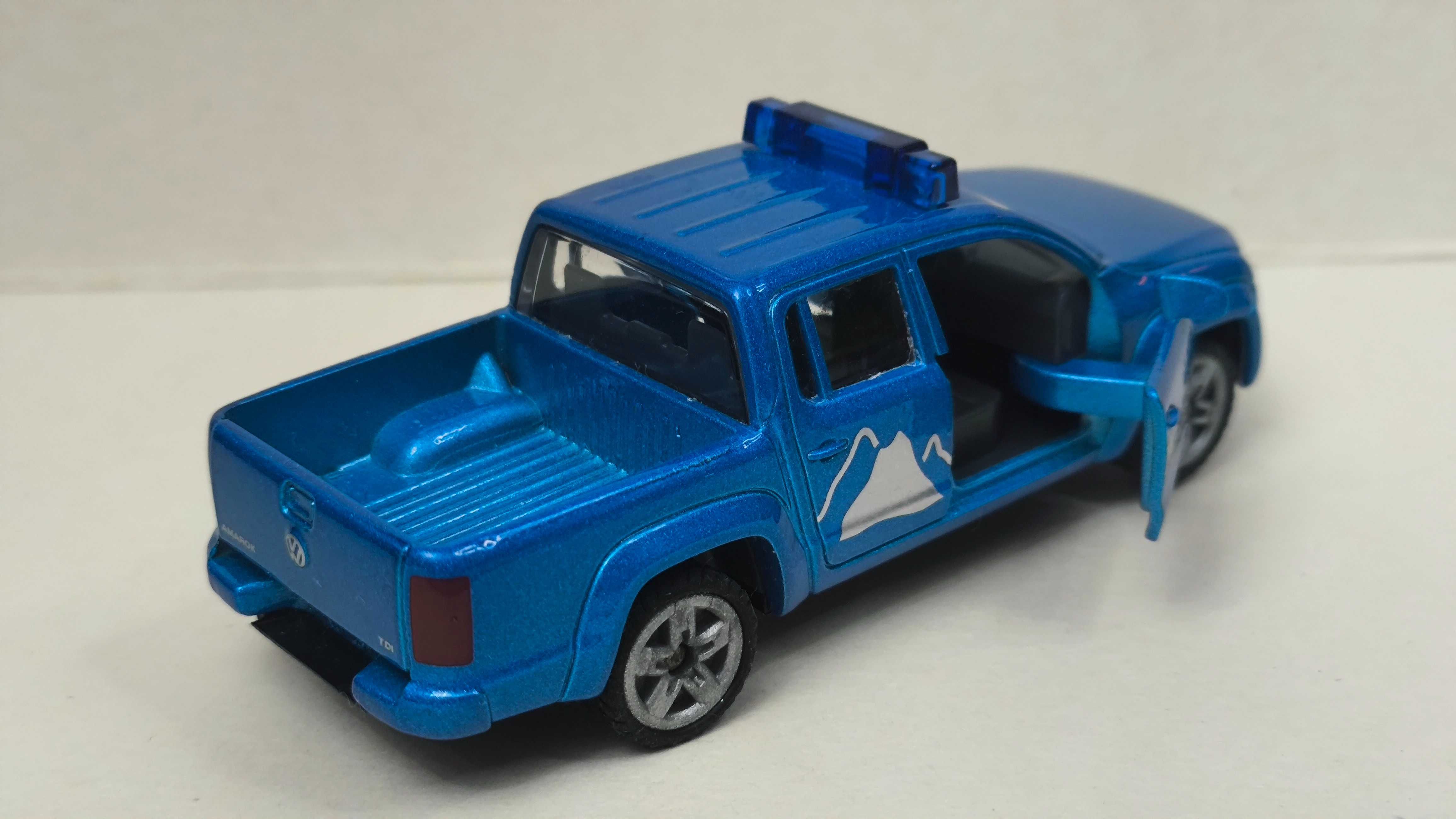 Машинка модель Volkswagen Amarok TDI 1968 Siku