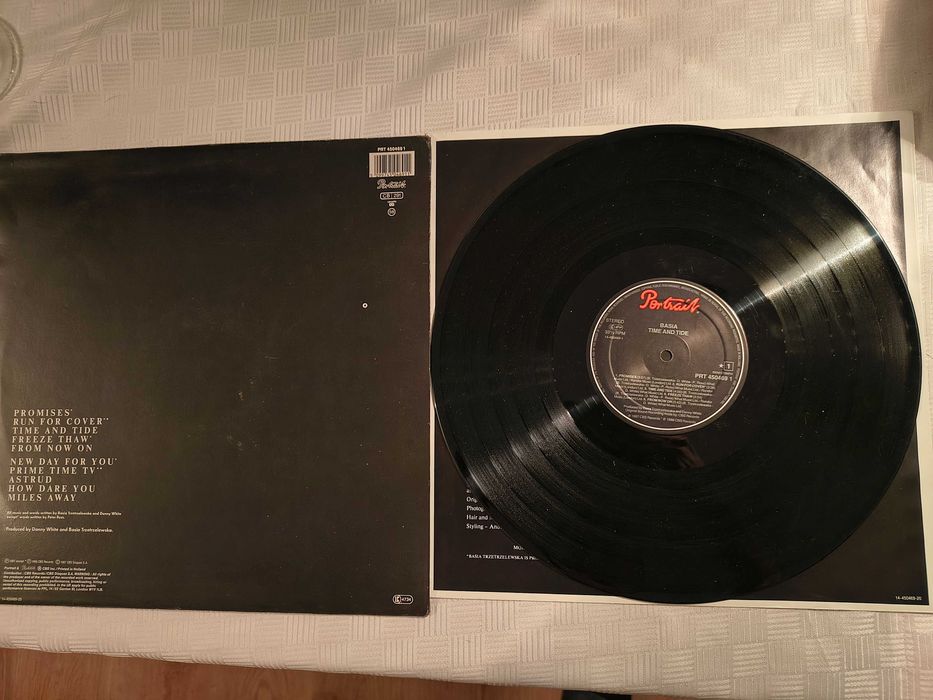 Winyl Basia - Time & Tide