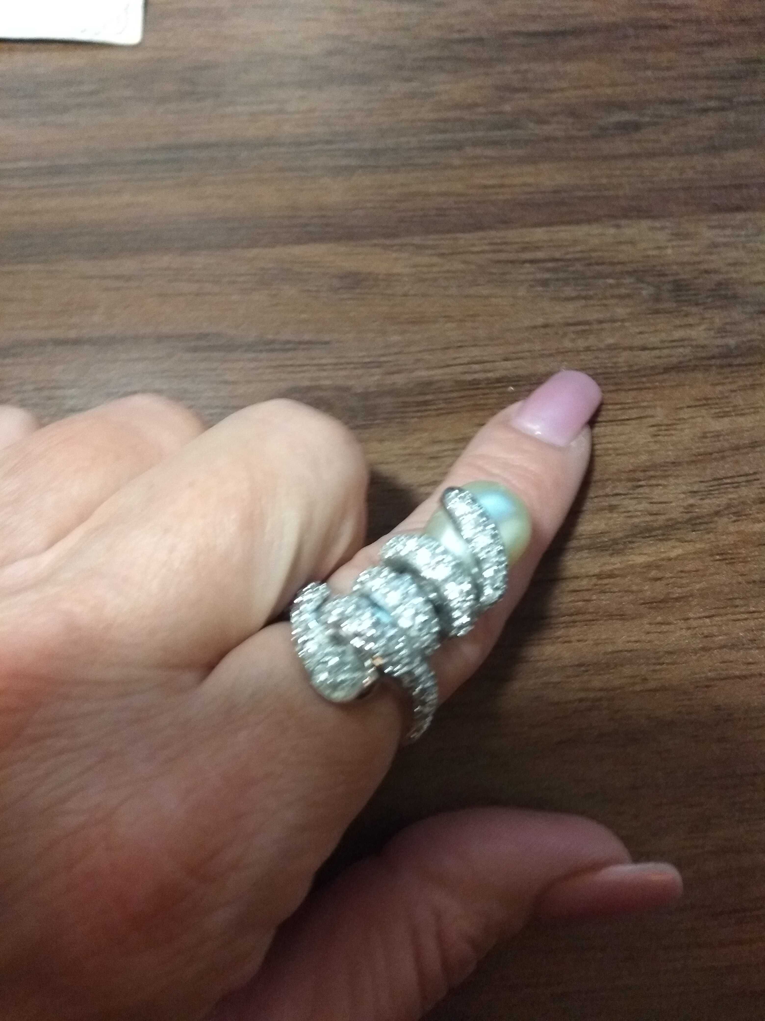 Продам перстень серебряный с натуральной жемчужиной. Эксклюзив.
