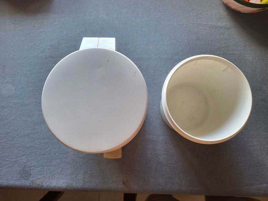 Caixote de Lixo Metálico