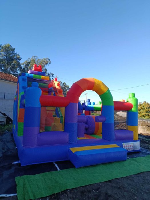 Insufláveis, decoração de festas, matraquilhos