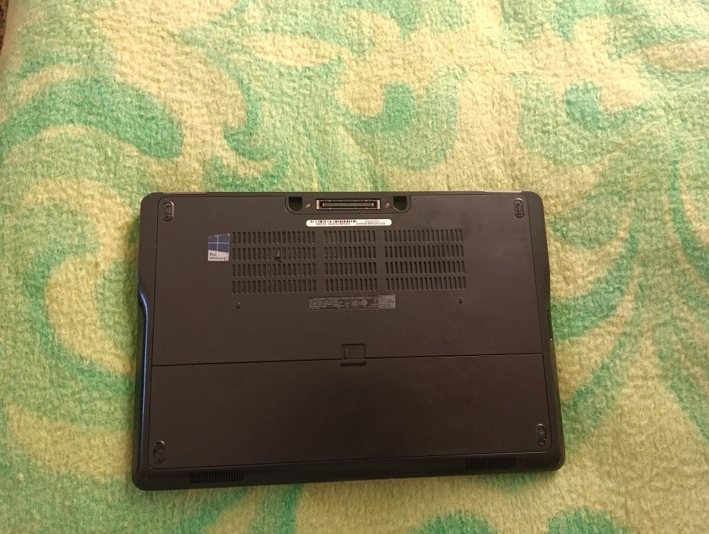 Ноутбук Dell Latitude E7450 / i5 / Full HD / SSD 256 Gb / DDR 8 Gb