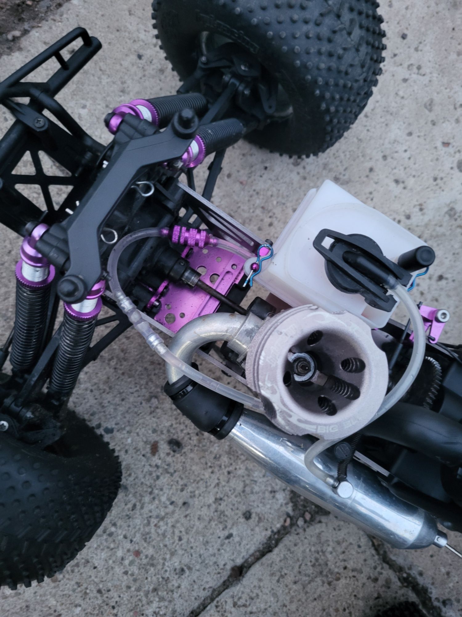 Model RC spalinowy HPI Savage XL 5.9 doinwestowany, b.d stan, zestaw !