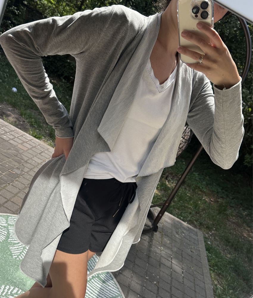 Szary kardigan dresowy narzutka dresowa bluza Diverse XS 34