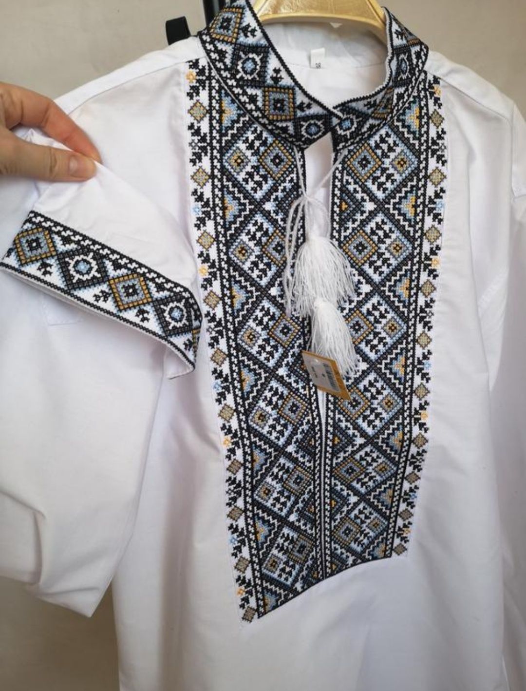 Чоловіча вишиванка (розміри Л/ХЛ)