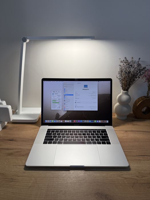 MacBook Pro 15 2019 I9 16Gb 512Gb Silver 83%