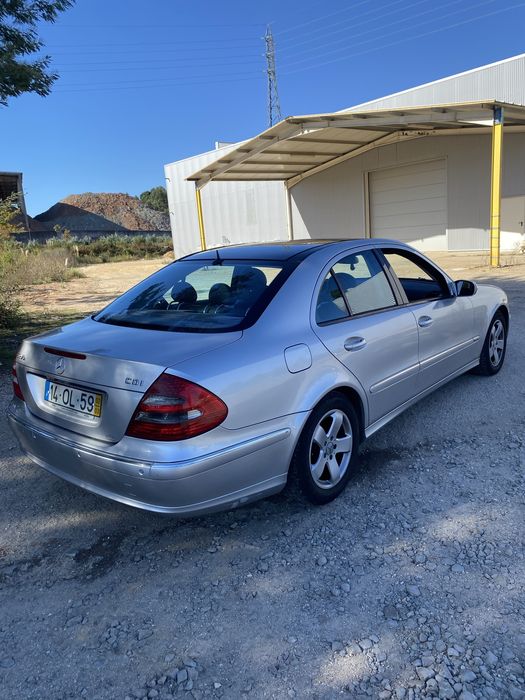 Mercedes E270 a mais top
