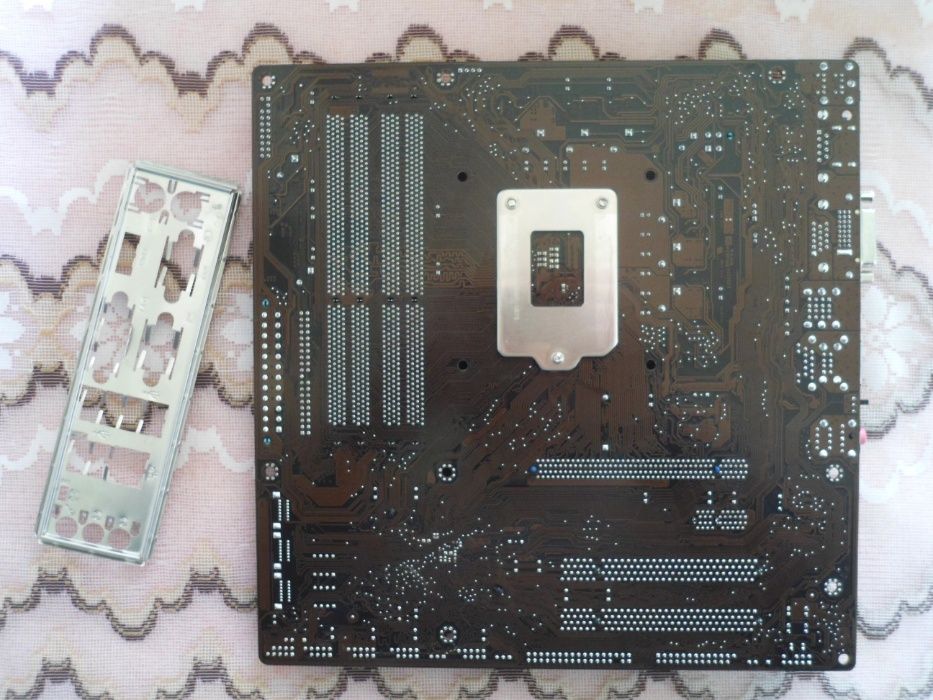 Материнська плата  Socket  1156   Asus P7Q57-M DO