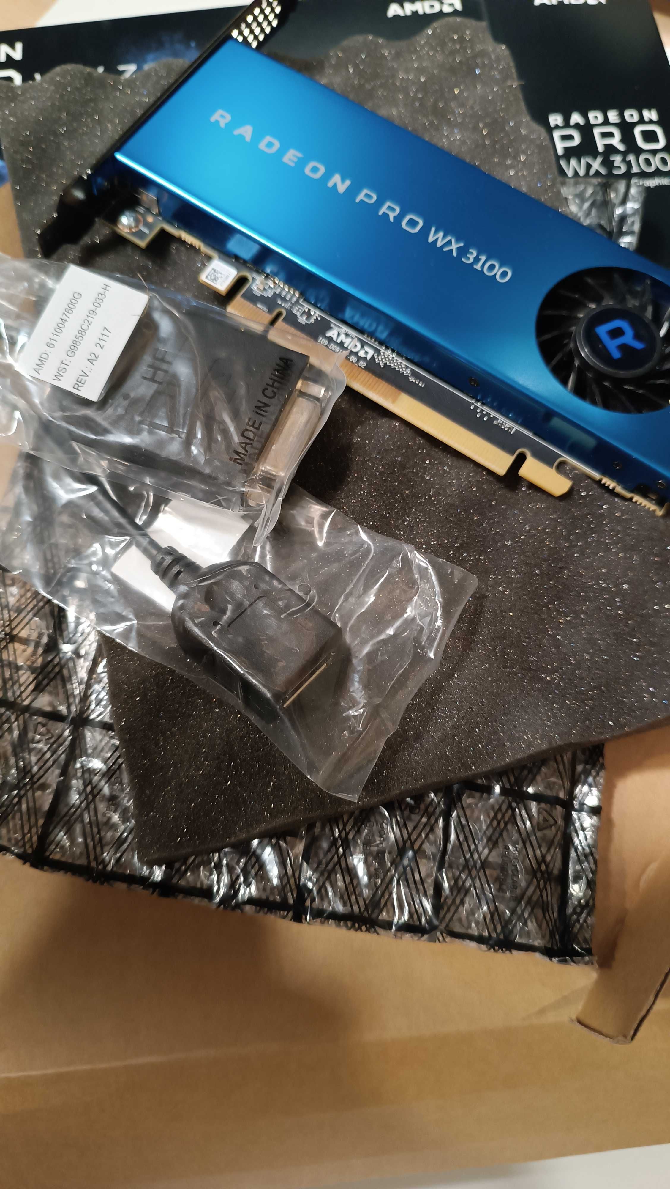 Karta graficzna Radeon PRO WX 3100 4GB AMD