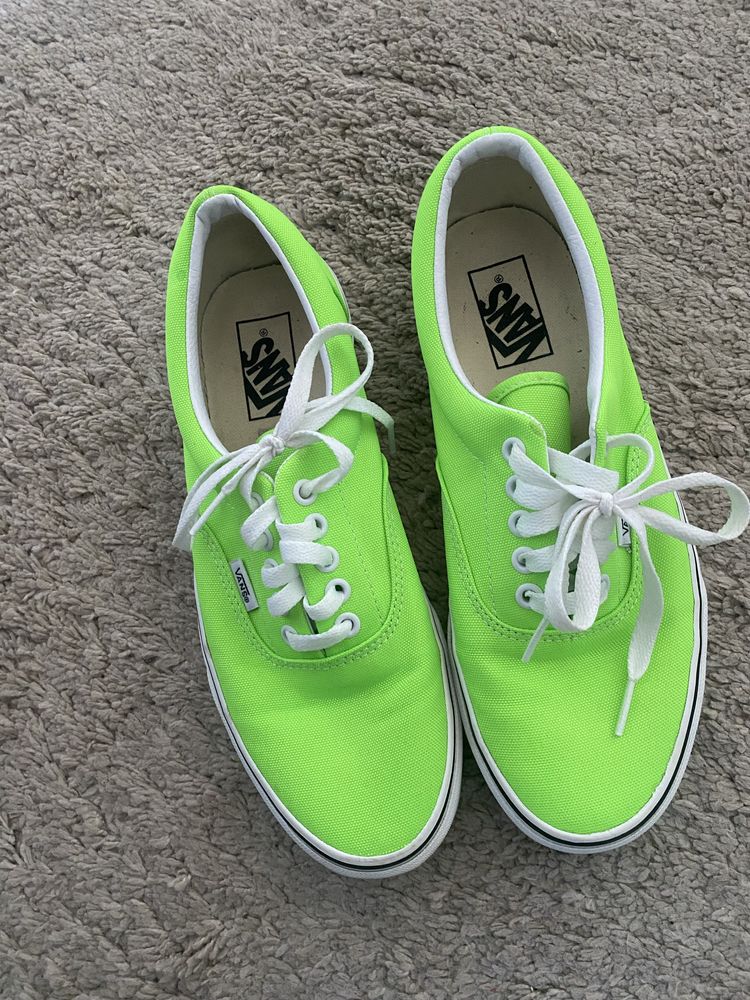 zielone trampki vans
