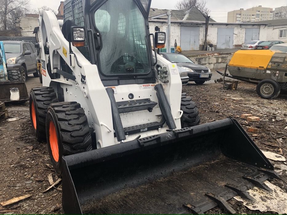 Аренда услуги мини погрузчика,bobcat и экскаватор JCB4CX