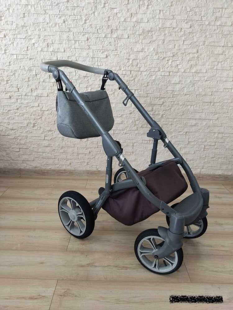 Wózek dziecięcy 2w1 ROAN Bass Soft + śpiworek + parasolka.
