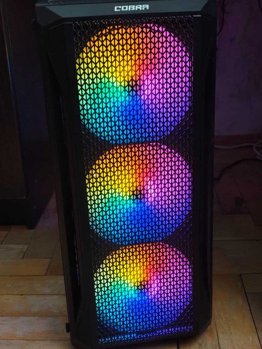 Ігровий комп'ютер rtx 2060, монітор , навушники та клавіатура