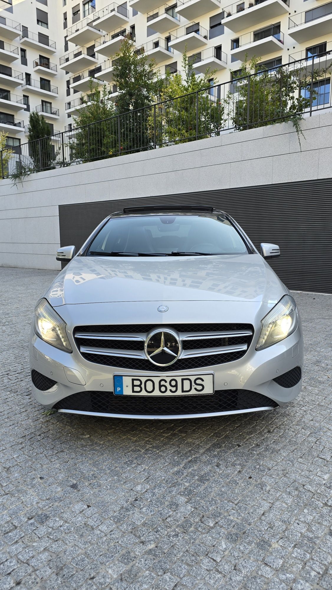 Mercedes  A180  /Tecto Panorâmico/Full extras