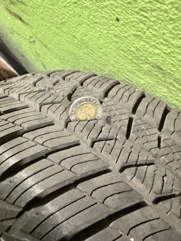 Opony zimowe 185/65 R15 + felgi stalowe