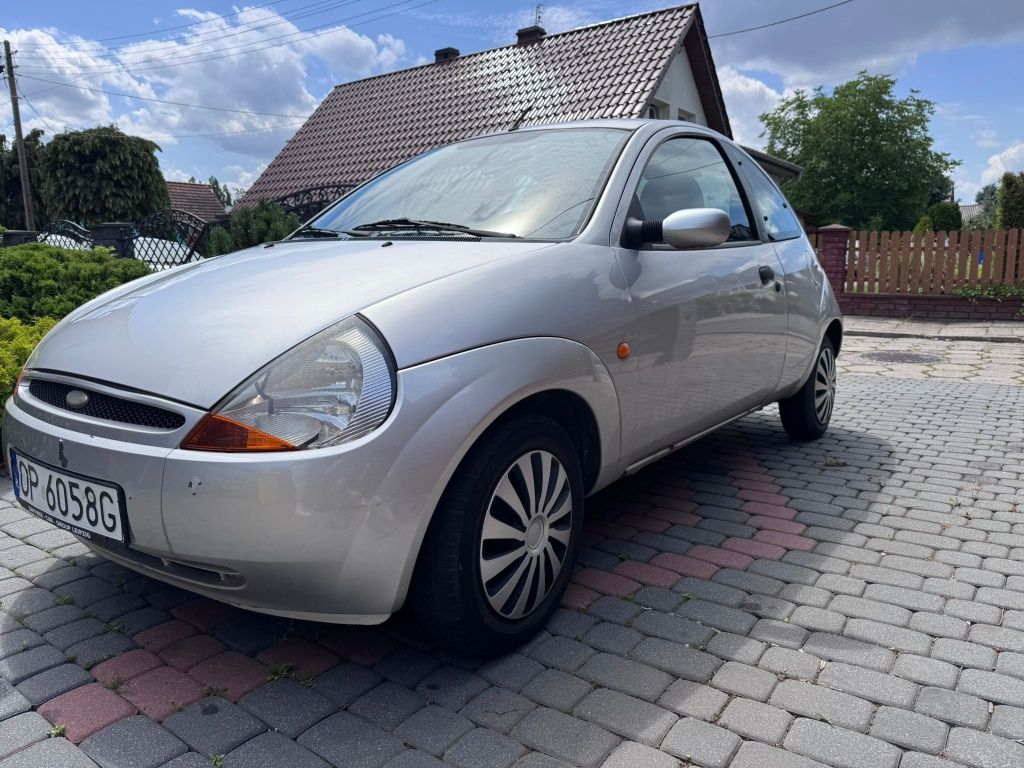 Do sprzedania srebrny Ford Ka z 2008r