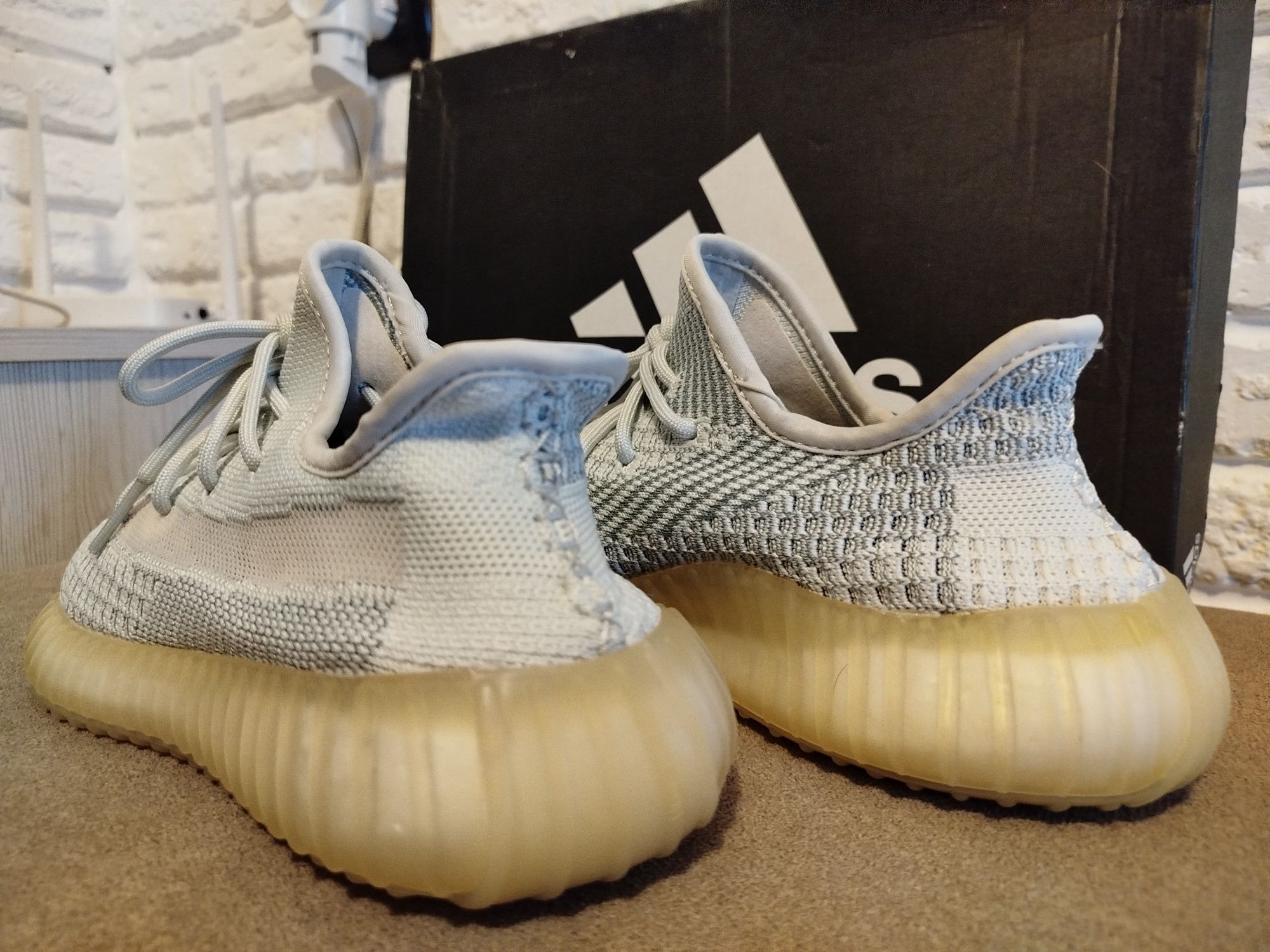 Чоловічі Кросівки Adidas Yezzy boost 25,5см