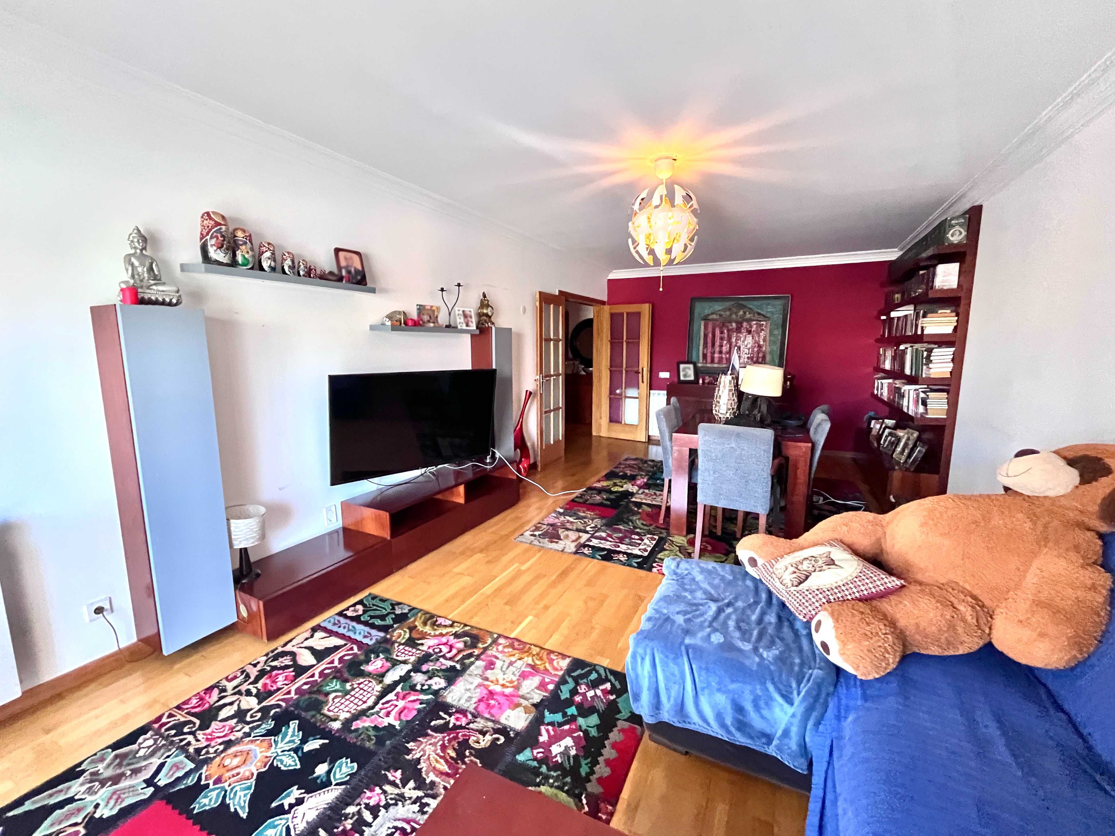 Apartamento com terraço Jardins da Parede
