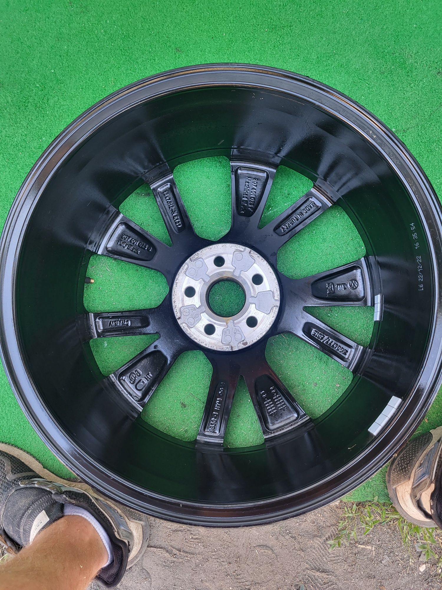 Felga VW R-Line Taigo 7x18 Et39 5x112