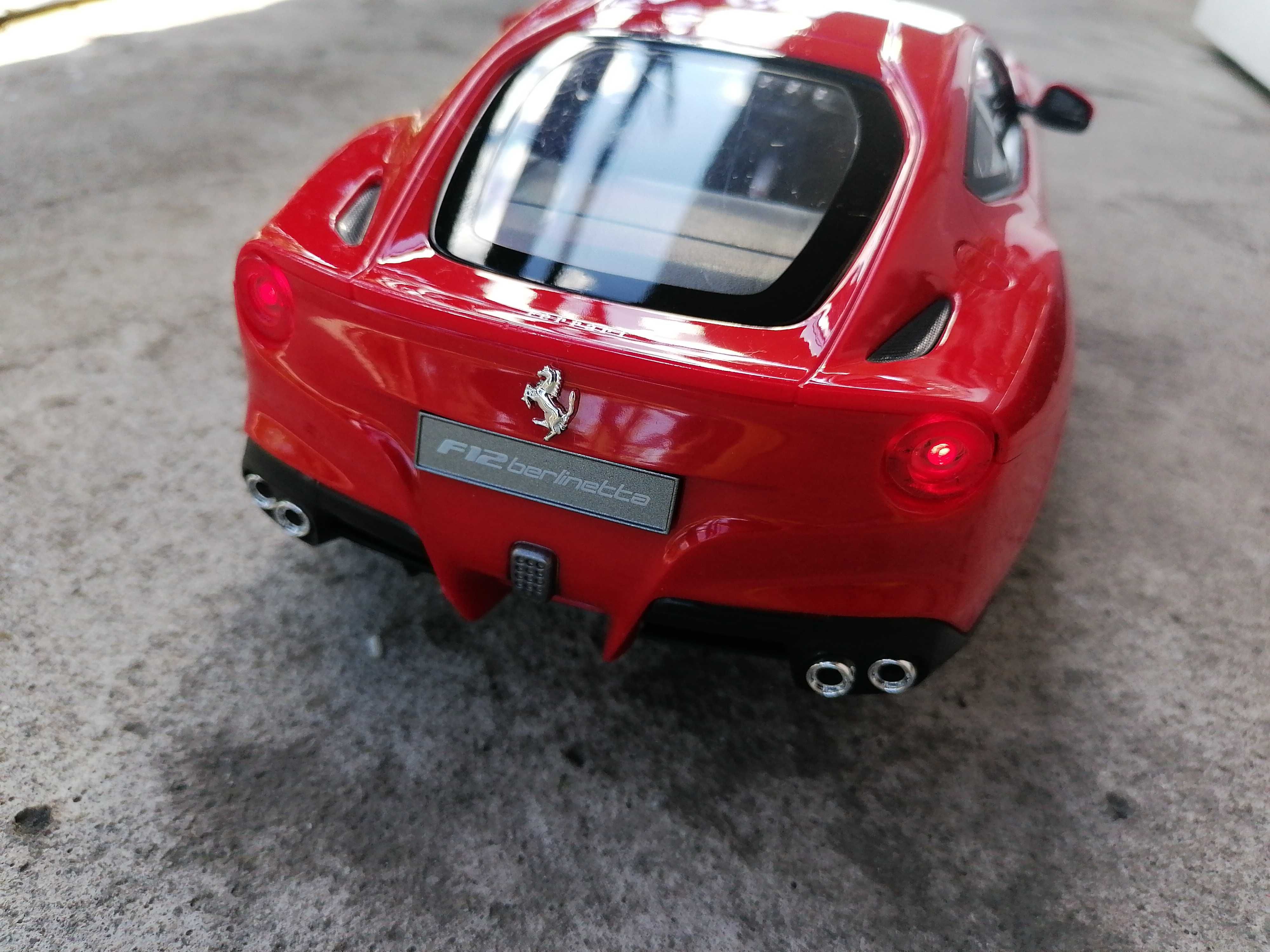 Ferrari F12 Berlinetta Rastar 1/14 - Samochód Zdalnie Sterowany