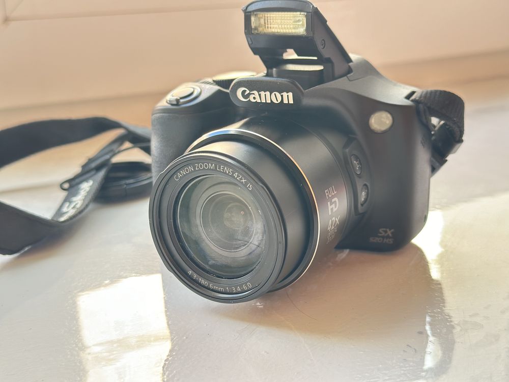 Фотоапарат Canon powershot sx520hs