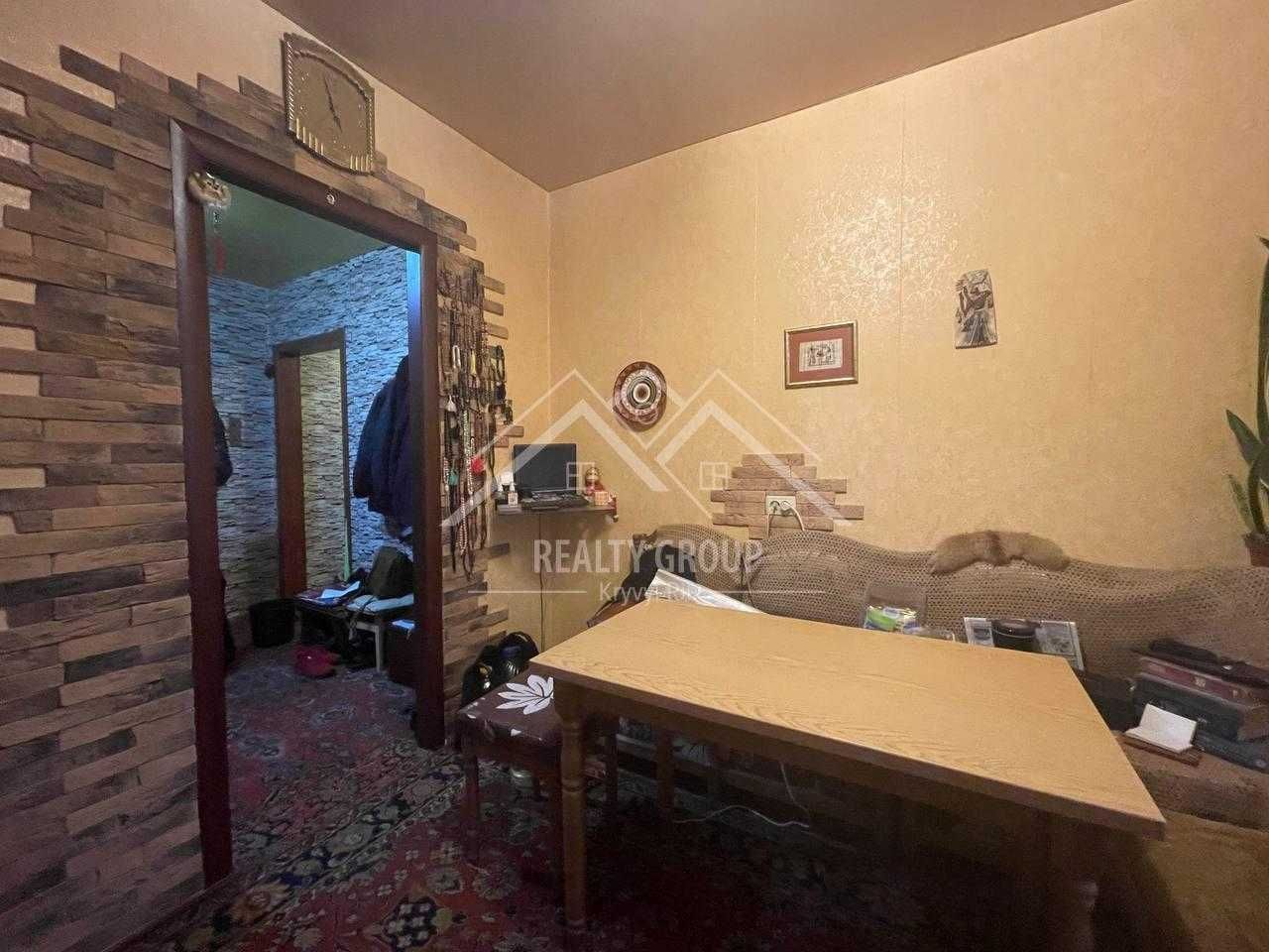 Продаж гарної 1к квартири (КРЕС)