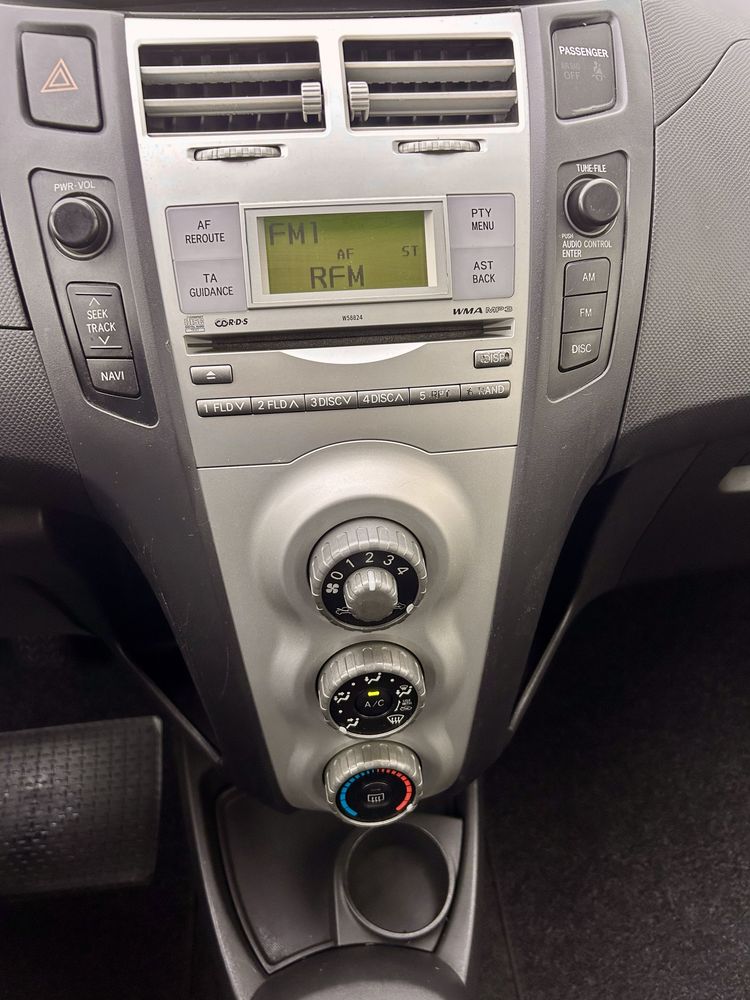 Toyota Yaris 1.0Vvti