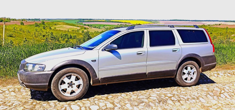 Volvo XC70 2004 D5