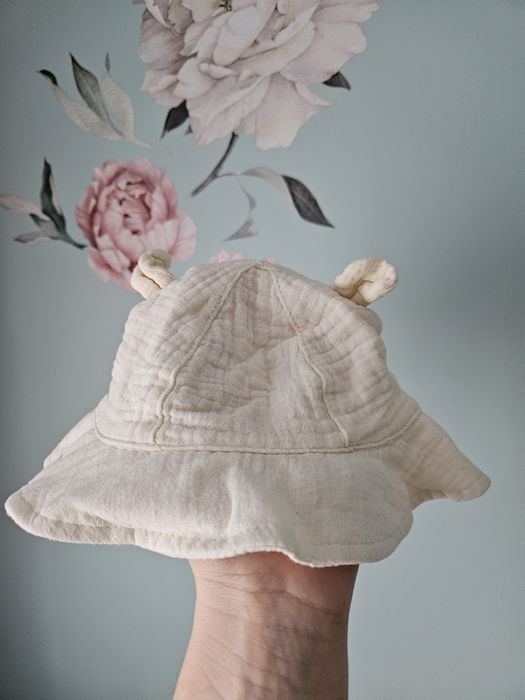 2 kapelusiki dla dziewczynki rozmiar 40/44