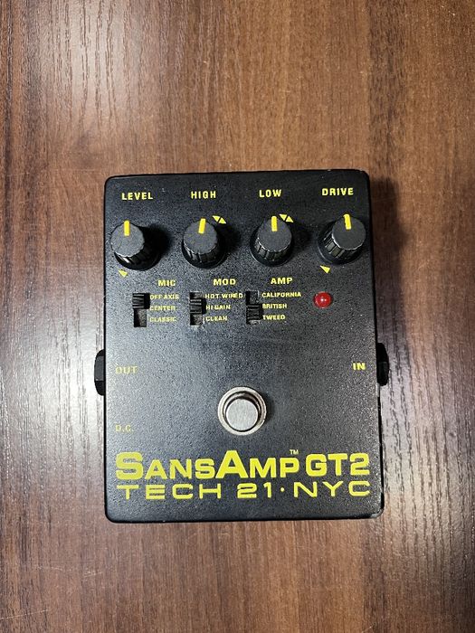 Гітарна педаль SansAmp gt2