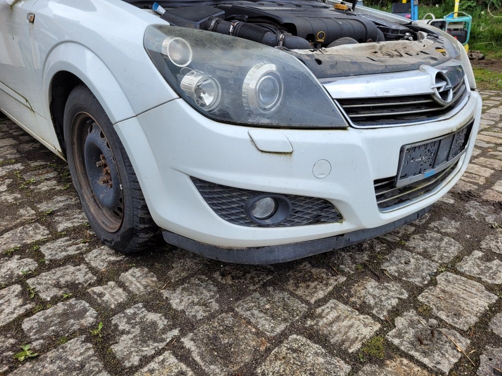 Zderzak astra h z474 grill astra h halogeny
