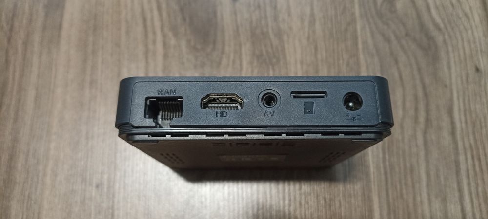 ТВ приставка Android TV box D905