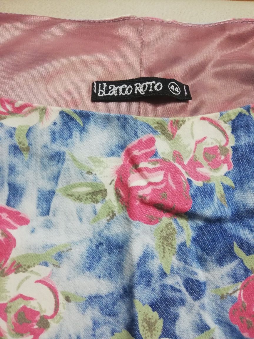 Vestido azul com flores Blanco Roto