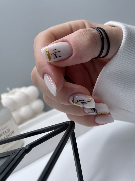 Fotoboks do robienia zdjec manicure i przedmiotow