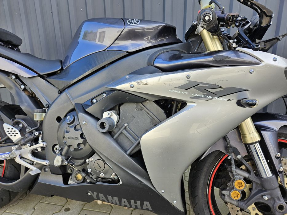 Yamaha R1#RN12#2004#Delikatnie uszkodzona#Akrapovic#Tanio#Okazja#