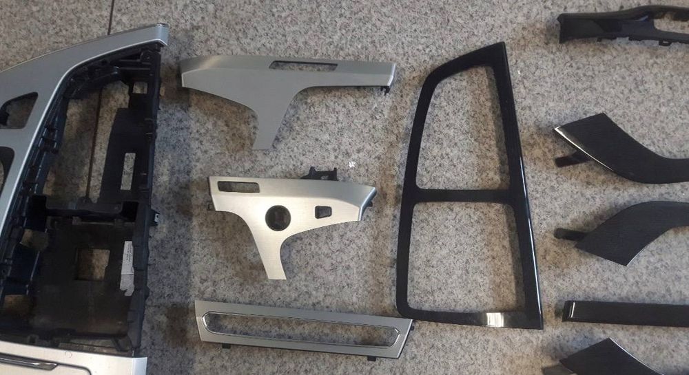 AUDI Q7 4M декоративні накладки