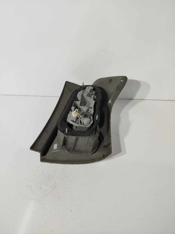 Lampa Lewa Tylna Toyota Corolla Verso 04-08